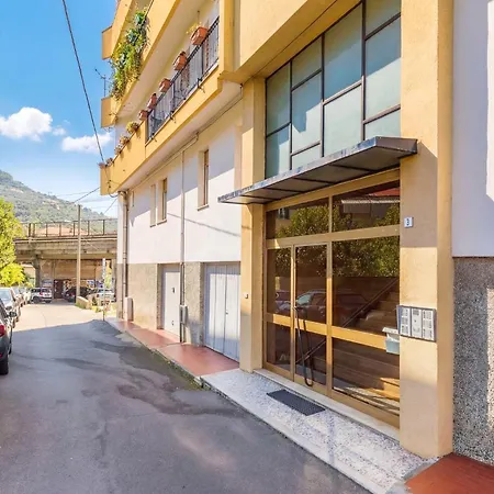 Hostdomus - Casa Apnea Finale Ligure